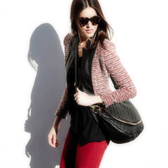 Amrita Singh Metallic Messenger Bag Gold. - Picture 2 of 2